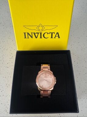 Invicta Womens Rose Gold Tone Stainless Steel Bracelet Watch